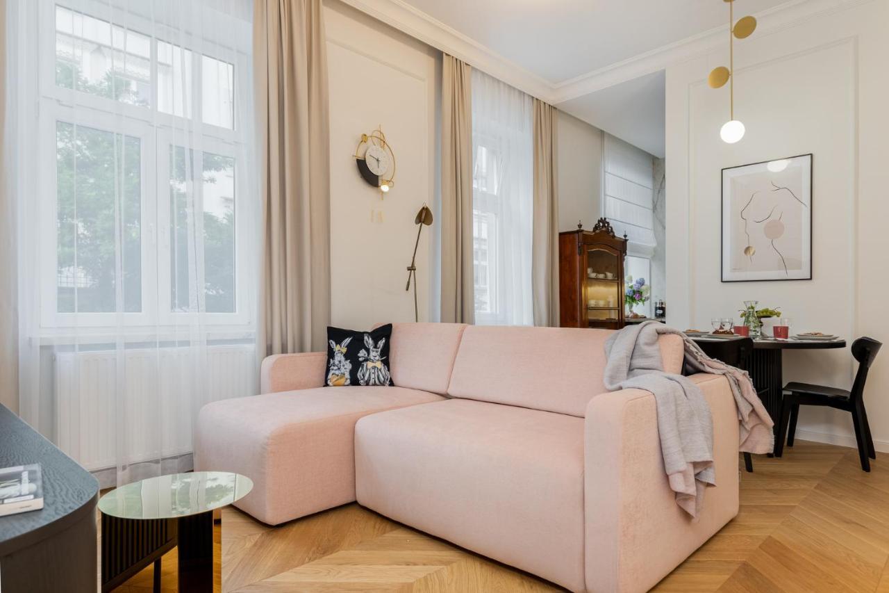 Premium Apartment In Parisian Style In The Heart Of Old Krakow Ngoại thất bức ảnh